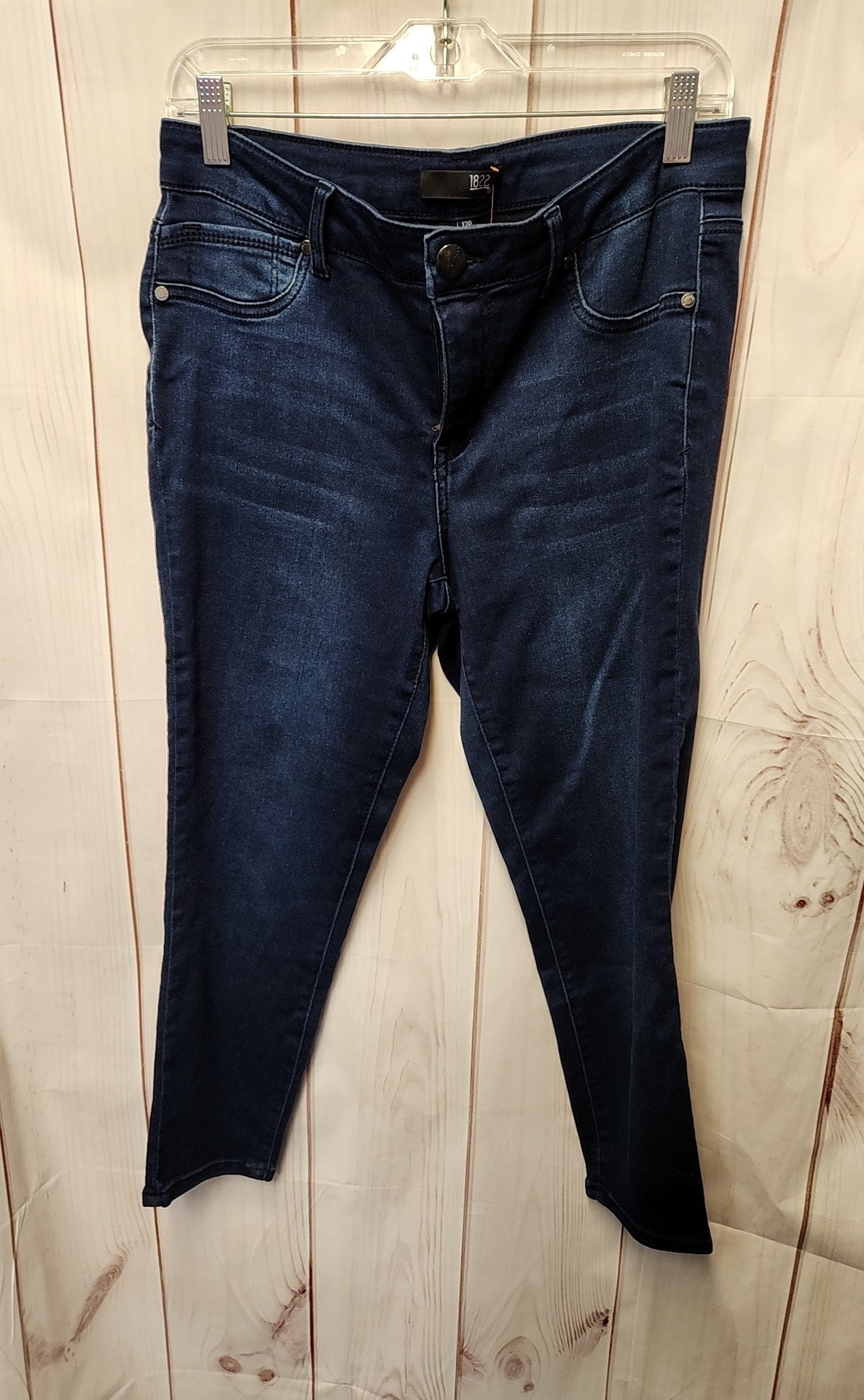 1822 Women's Size 31 (11-12) Petite Blue Jeans