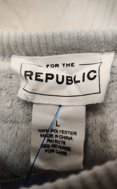 For The Republic Women's Size L Gray Sweatshirt