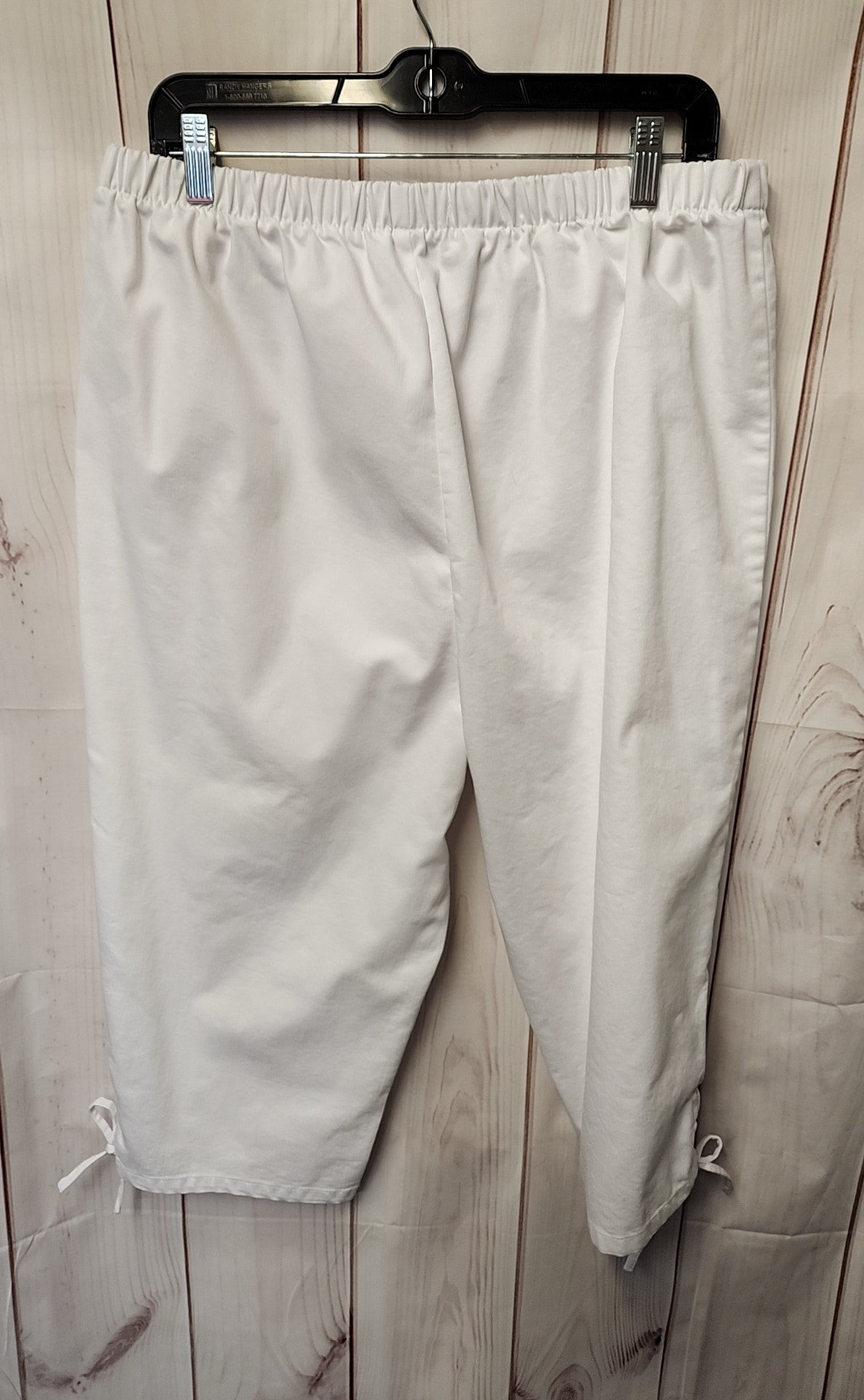 Denim 24/7 Women's Size 20W White Capris