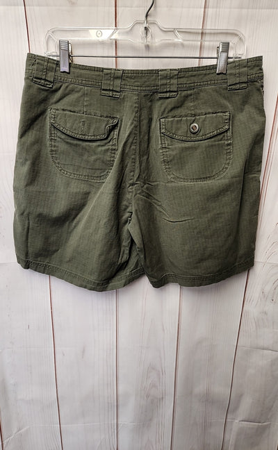 Nike Women's Size 10 Green Shorts