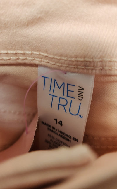 NWT Time and Tru Women's Size 32 (13-14) Pale Pink Jeans