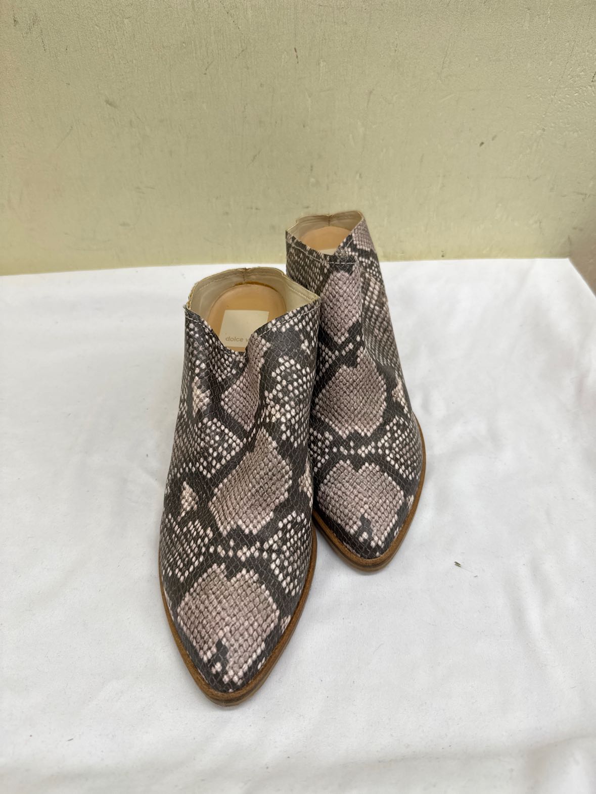 Dolce Vita Women's Size 8 Snakeskin Boots Shoes