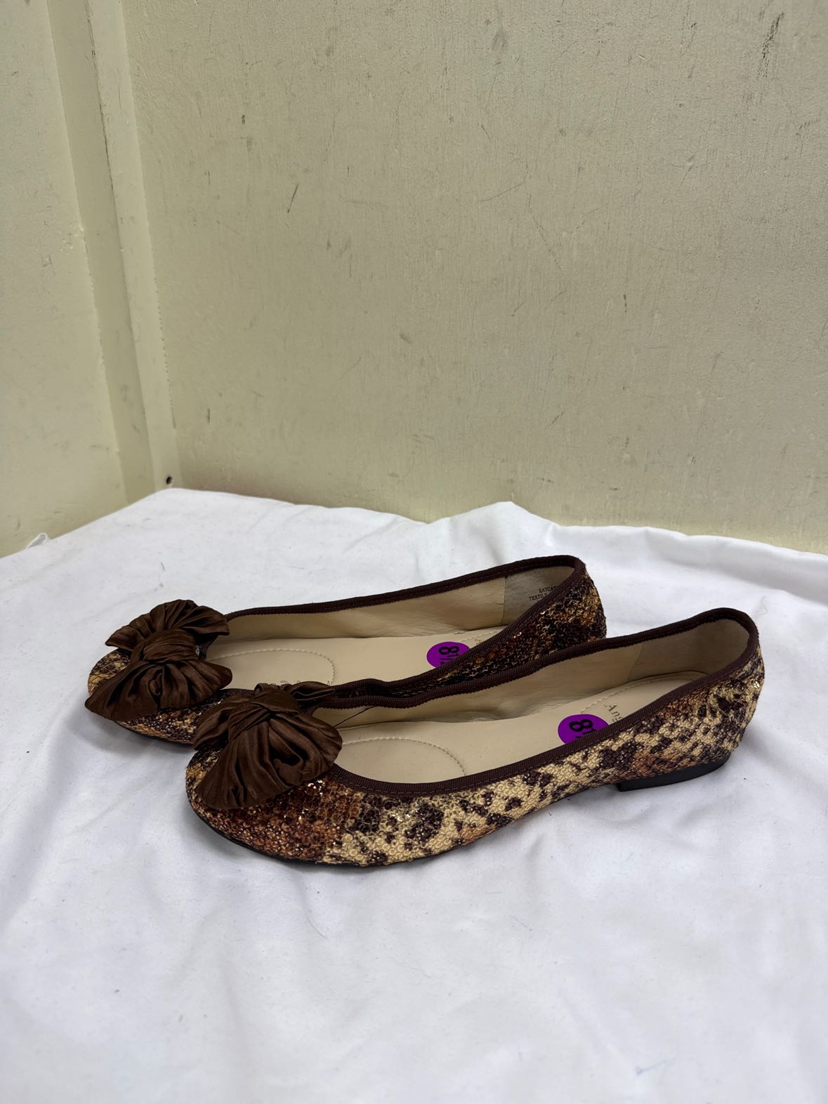 Enzo Women's Size 8-1/2 Brown Flats Shoes