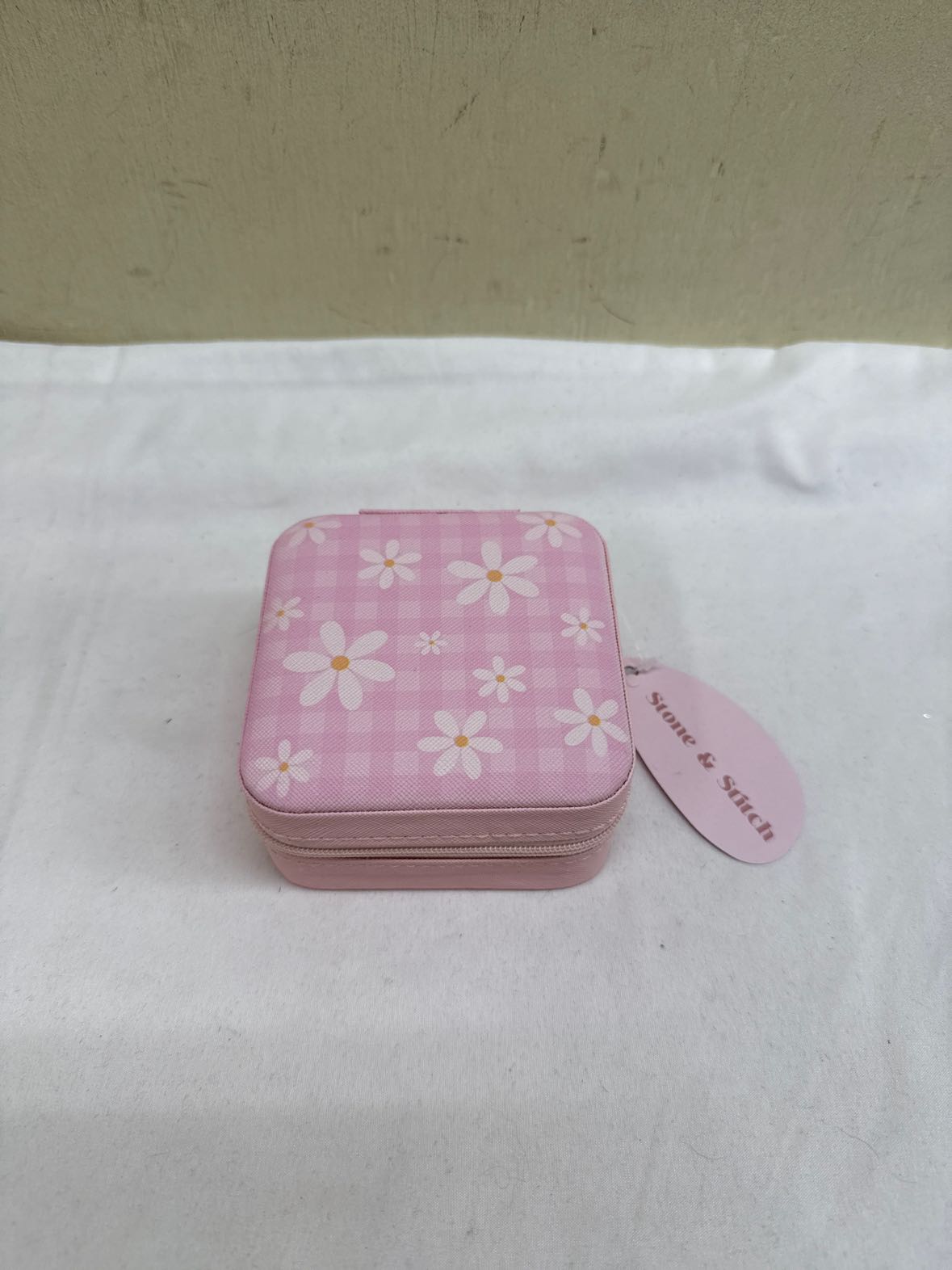 NWT Stone & Stitch Pink Travel Jewelry Box