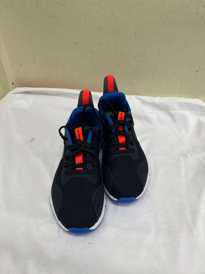 Reebok Boy's Size 3 Black Sneakers