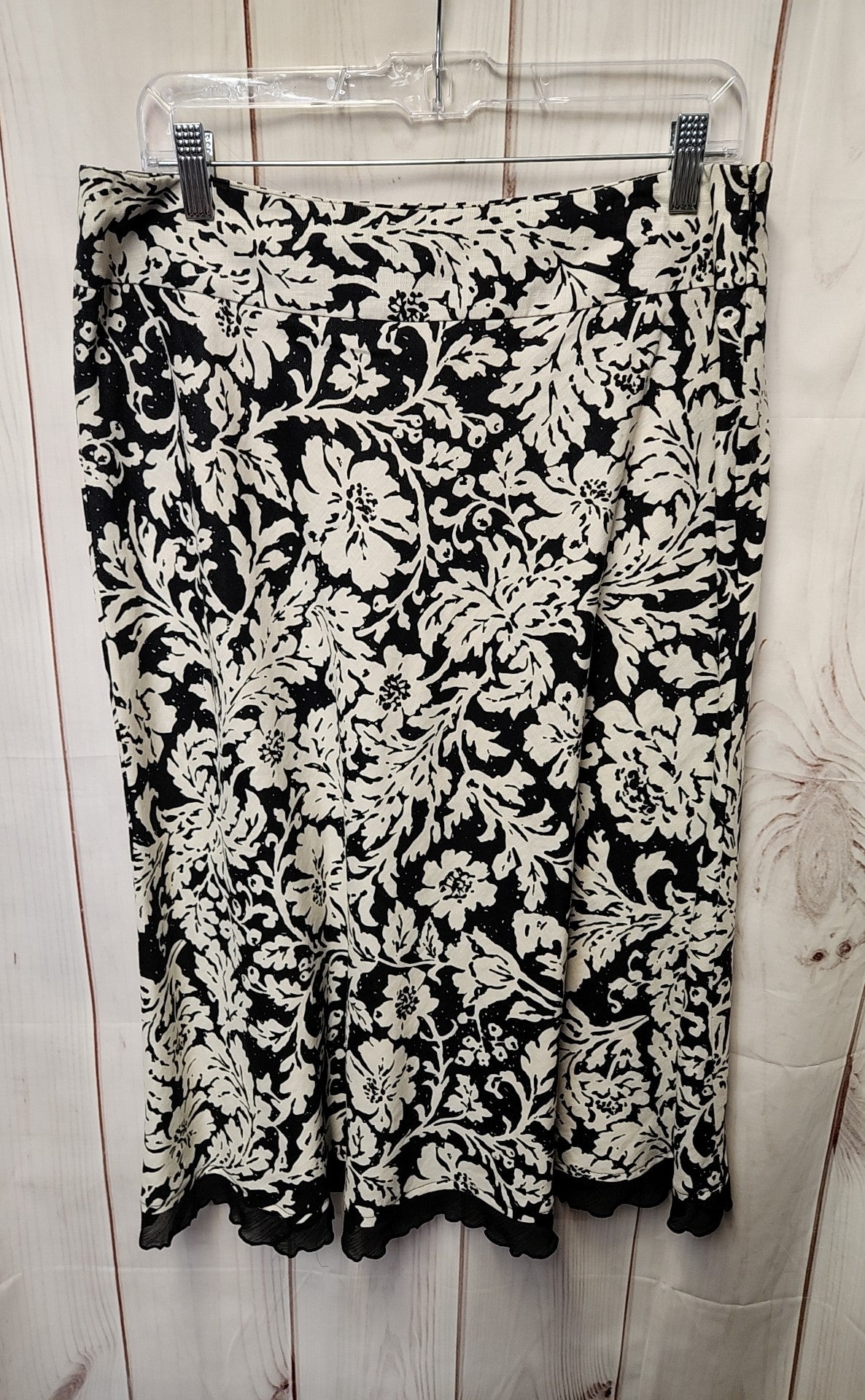 Style & Co Women's Size 12 White & Black Linen Floral Skirt