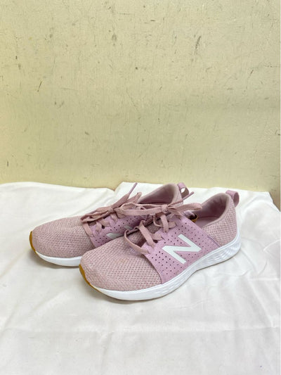 New Balance Women's Size 8 Pink Sneakers