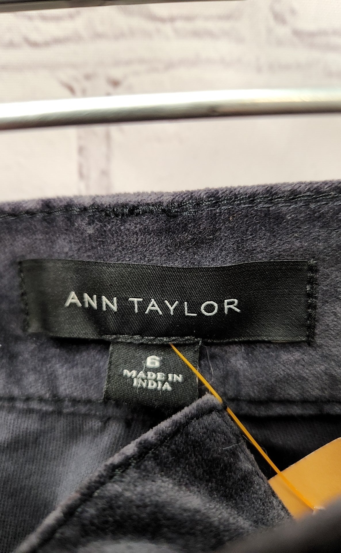 Ann Taylor Women's Size 6 Black Pants