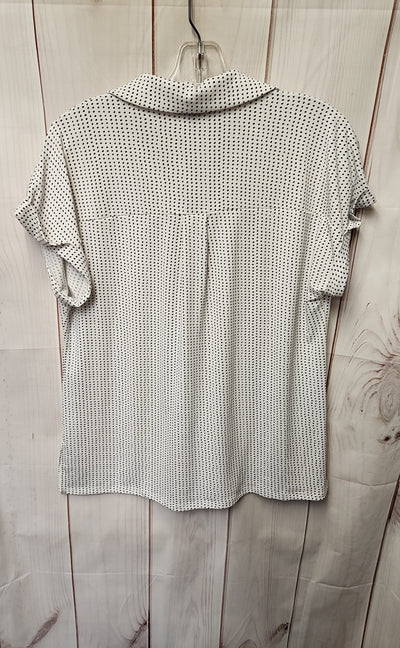 NWT Adrianna Papell Women's Size M White Short Sleeve Top