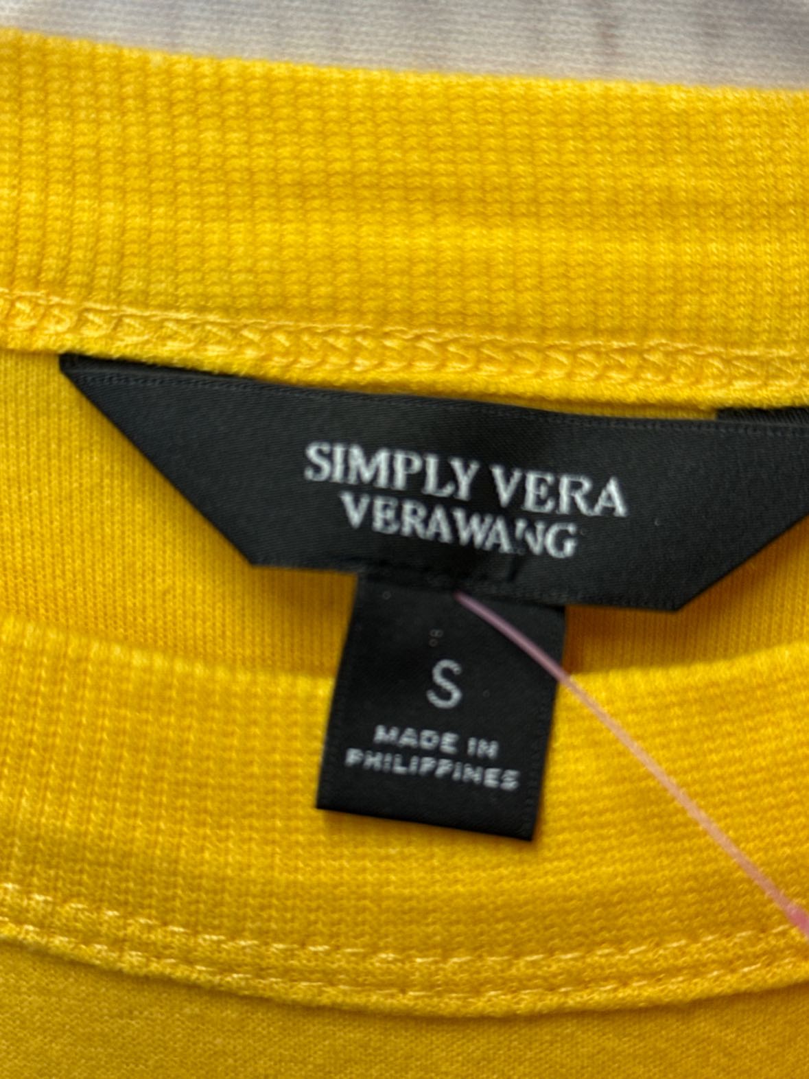 Simply Vera Women's Size S Yellow Sleeveless Top
