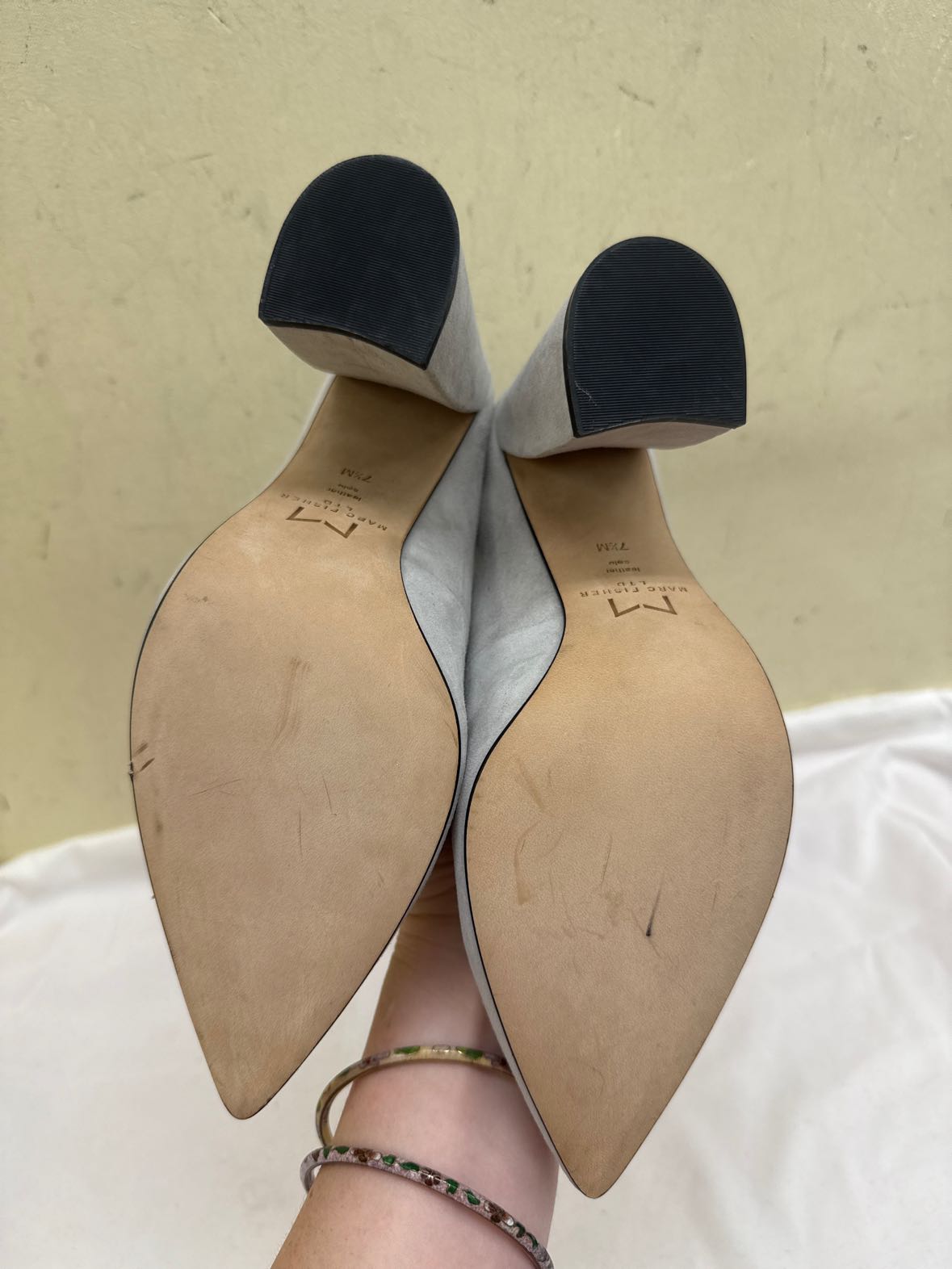 Marc Fisher Women's Size 7-1/2 Gray Pumps Shoes