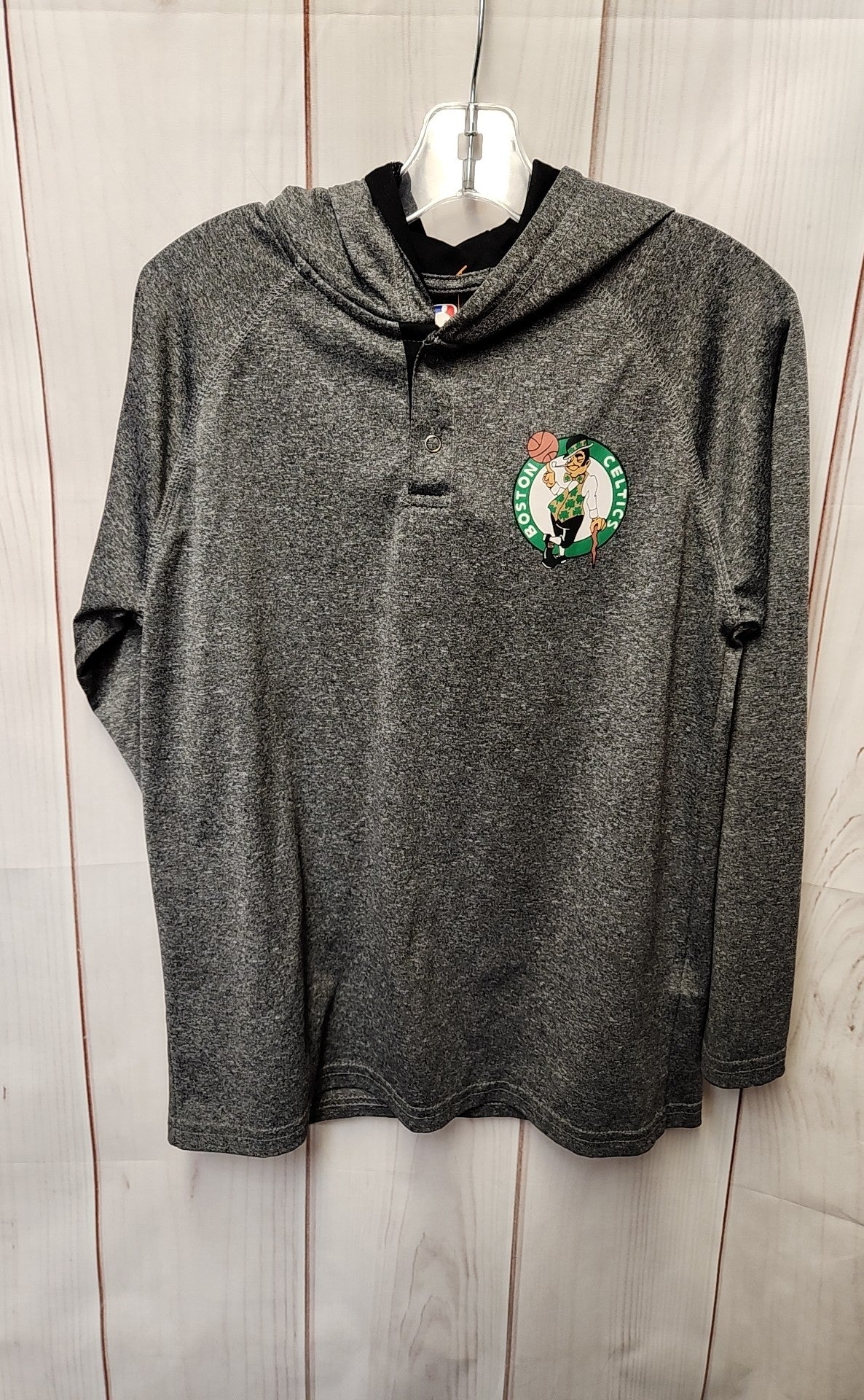 Celtics Boy's Size 10/12 Gray Shirt