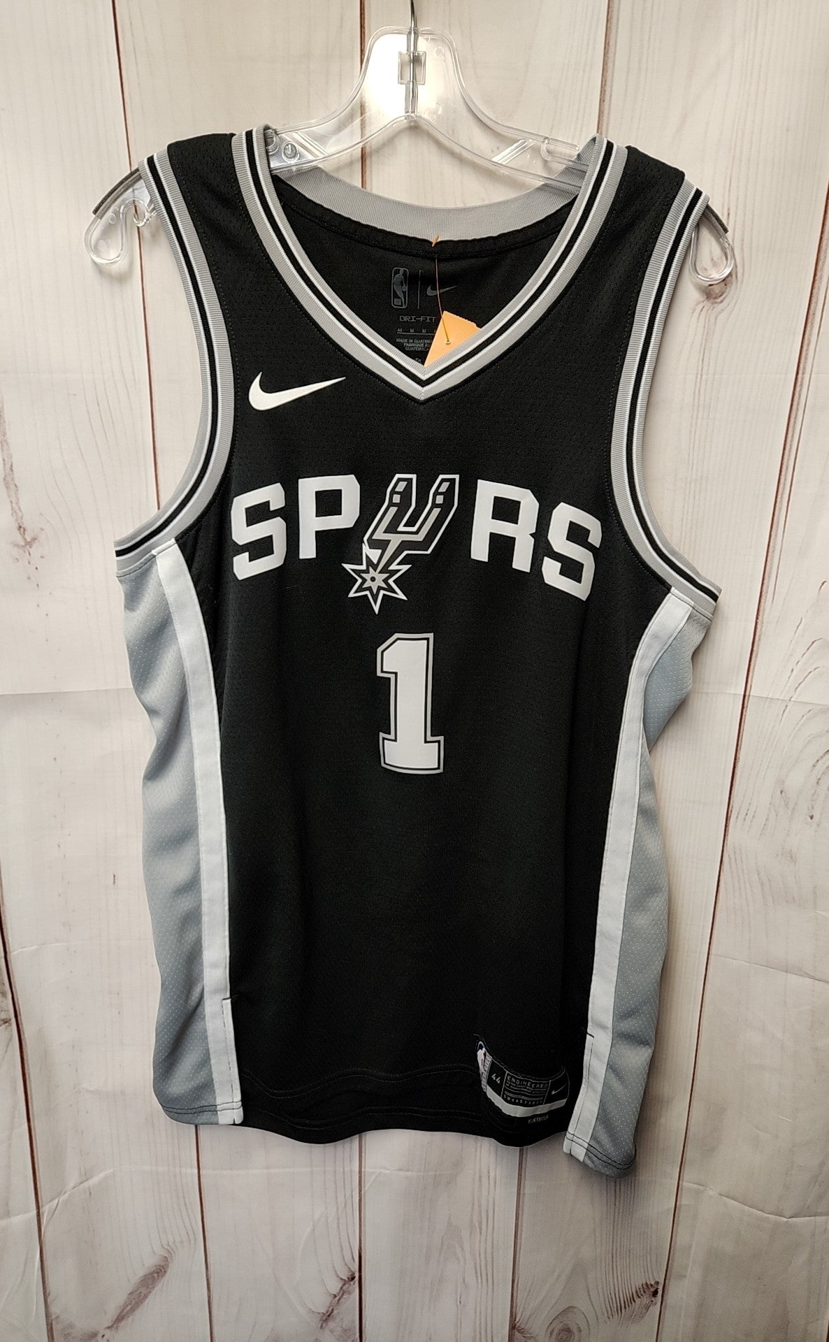 Spurs Nike Men's Size M Black Shirt