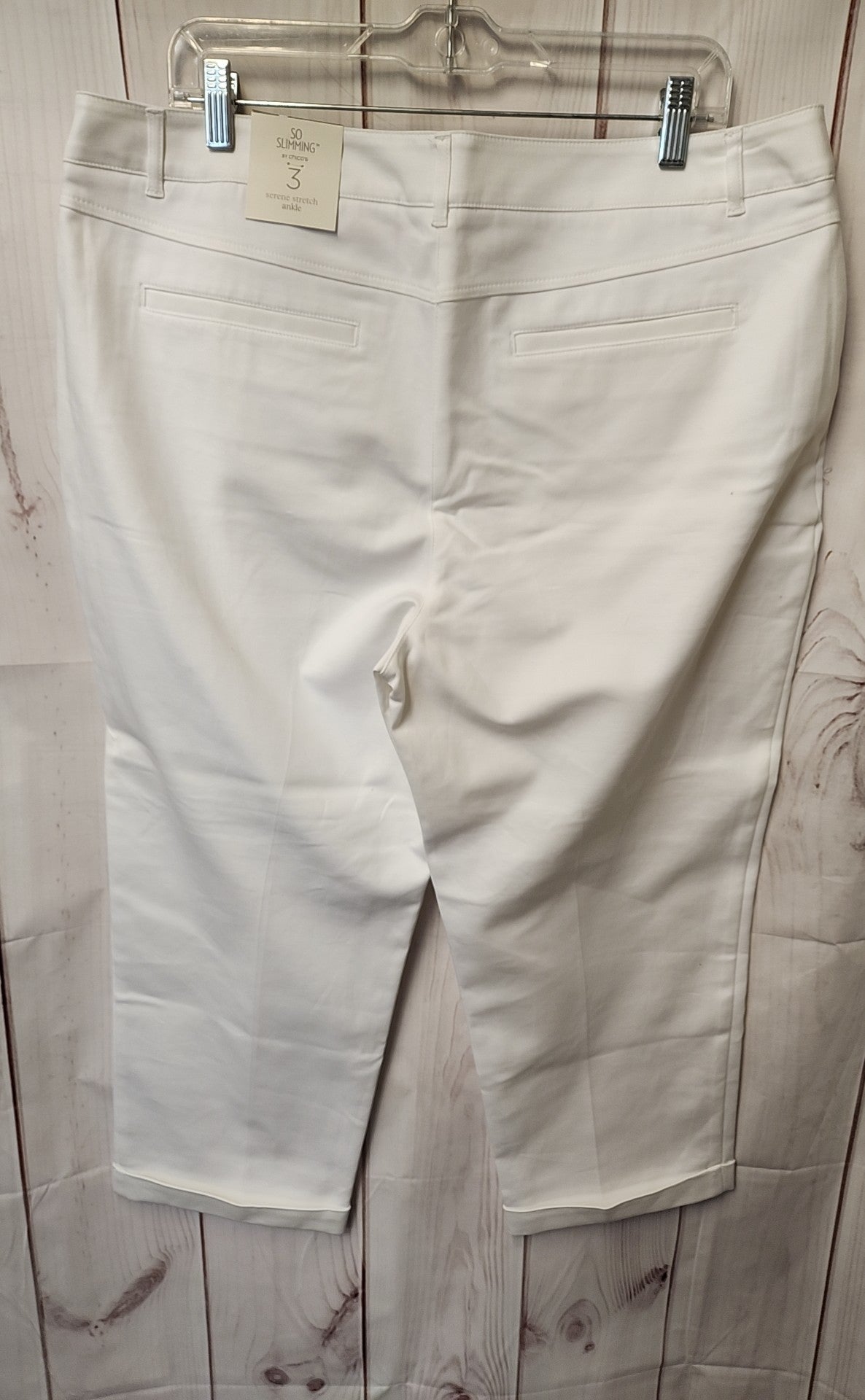 NWT Chico's Women's Size 3 = US 16 White Pants Crop