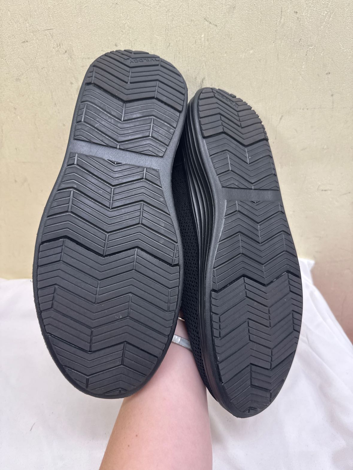 Vilocy Men's Size 45 = 11.5 Black Shoes