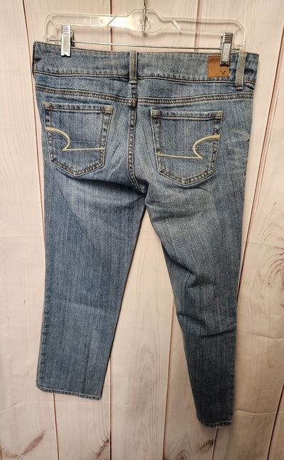 American Eagle Women's Size 8 Blue Denim Capris Artist
