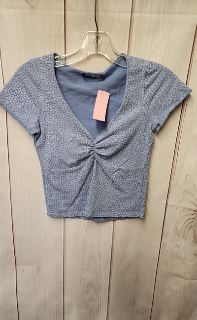 Brandy Melville Women's Size One Size Blue Floral Short Sleeve Top