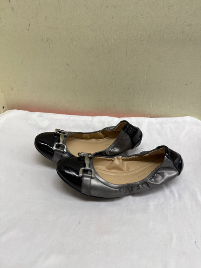 Adrienne Vittadini Women's Size 8 Silver Flats Shoes