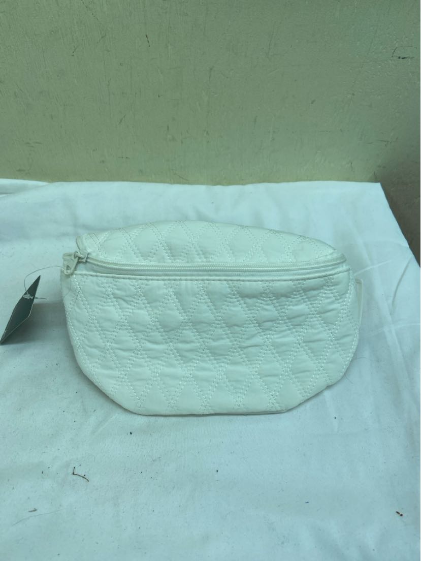 NWT 90 Degree White Fanny Pack