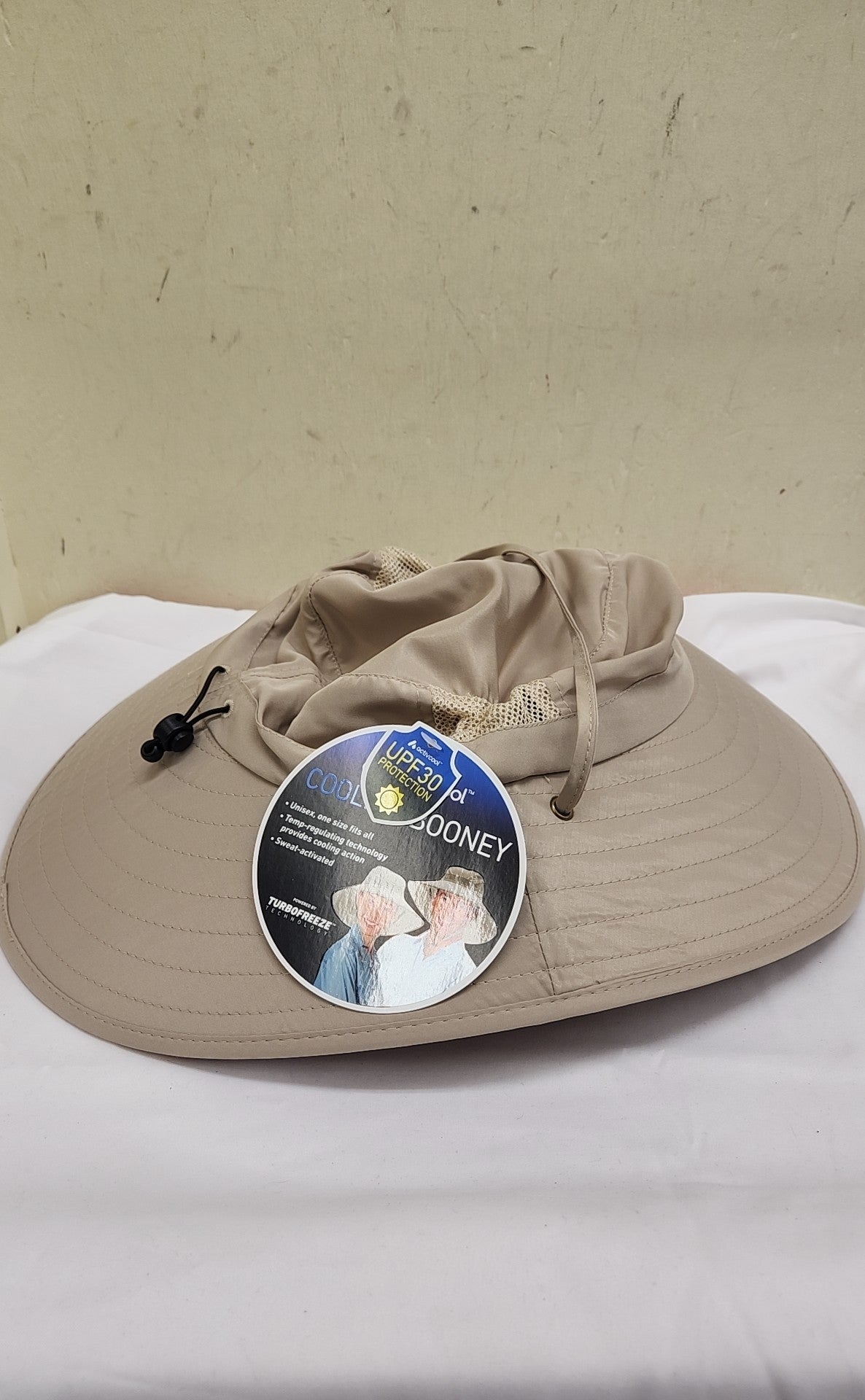 NWT Cooling Booney Size One Size Hat