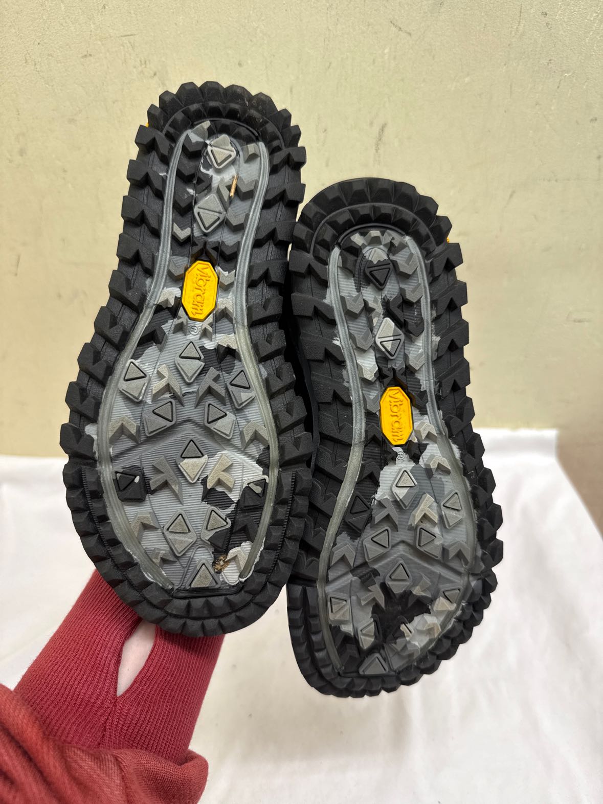 Merrell Women's Size 7 Black Sneakers Shoes