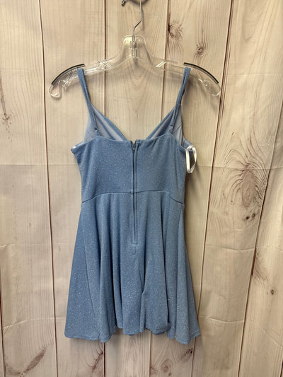 B Darlin Women's Size M Blue Dress