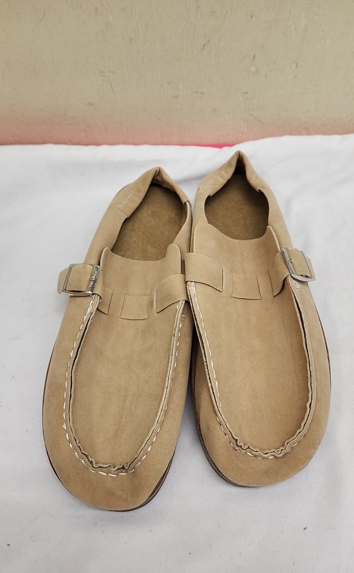 Women's Size 9 Tan Flats Shoes