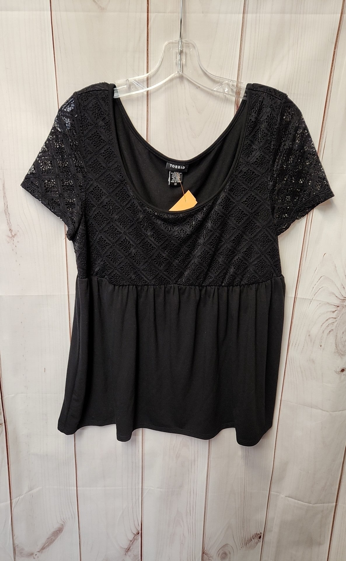 Torrid Women's Size 00 = US M/L Black Short Sleeve Top