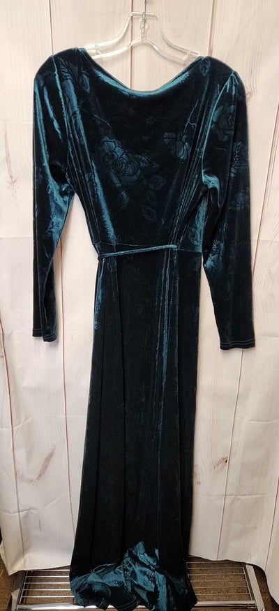 Baltic Born Women's Size M Green Dress