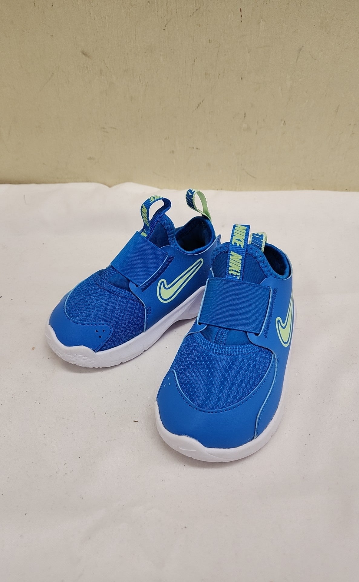 Nike Flex Runner 3 Boy's Size 7 Blue Shoes