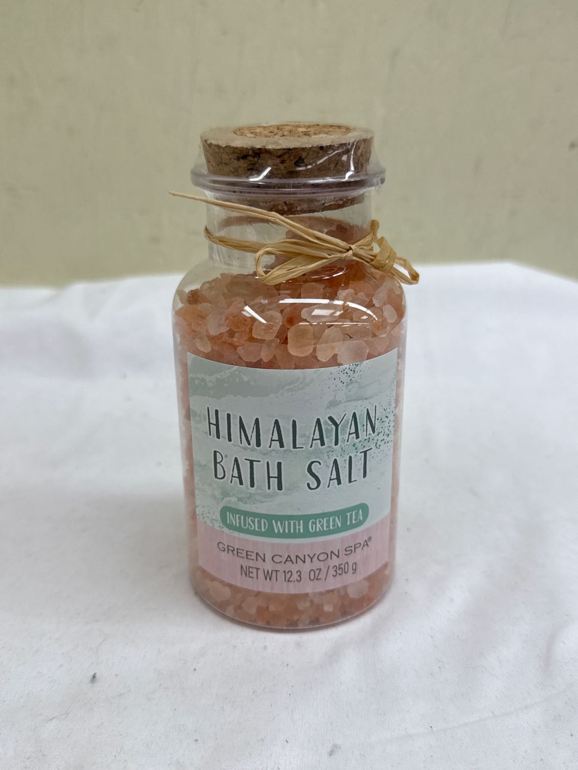 Himalayan Bath Salt w/ Green Tea 12.3oz Cosmetic