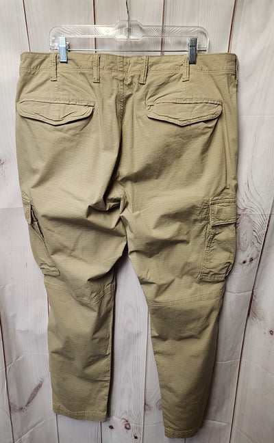 NWT Gap Men's Size 40x32 Tan Pants