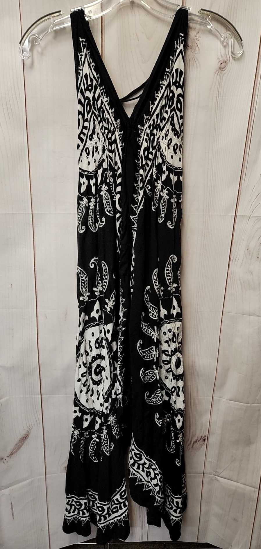 Advance Women's Size One Size Black Dress