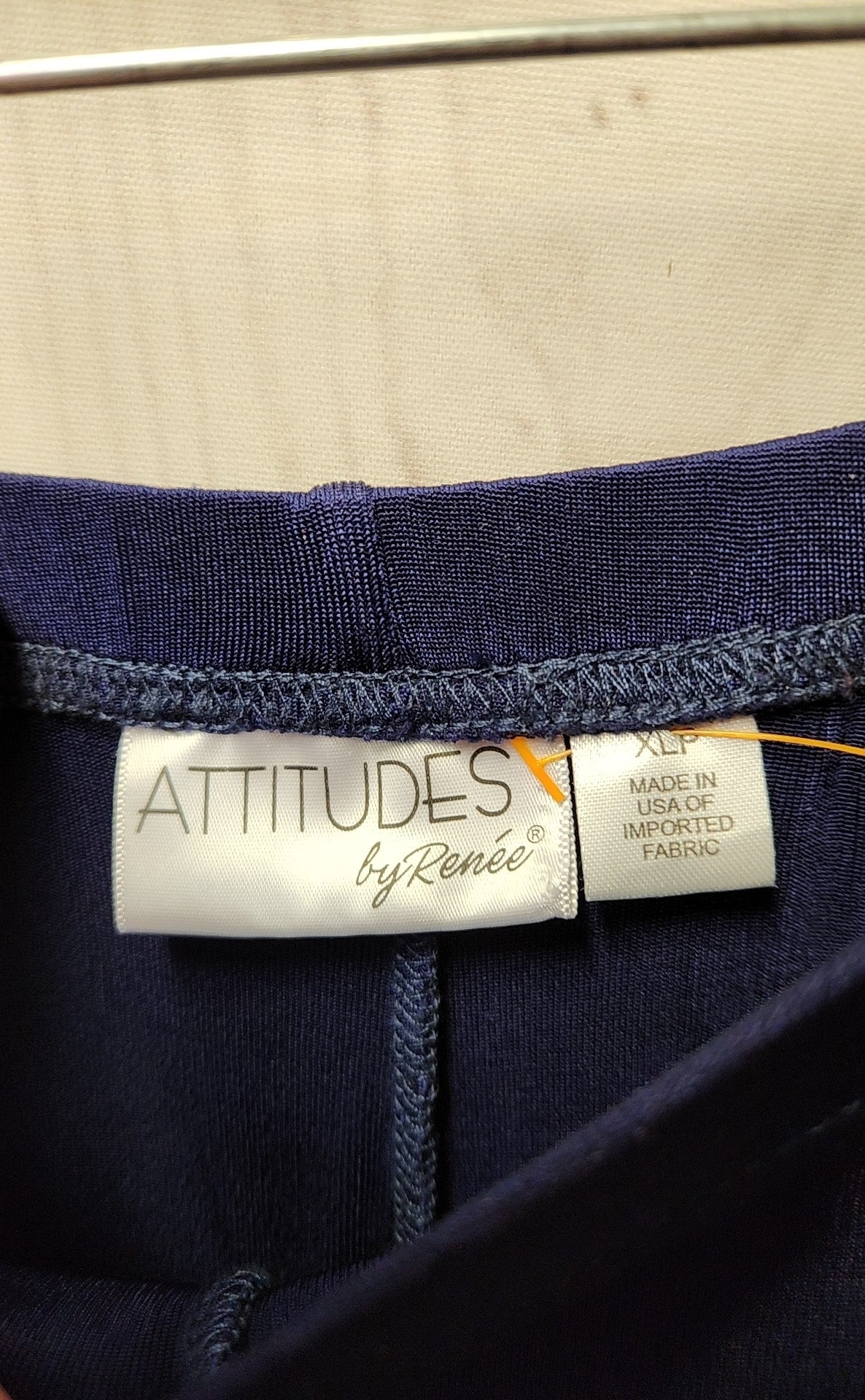 Attitudes by Renee Women's Size XL Petite Navy Pants