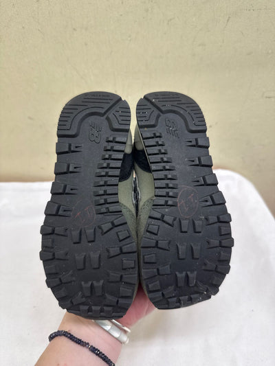New Balance Boy's Size 11 Green Shoes
