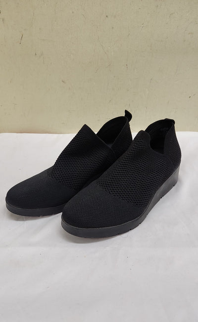 Anne Klein Women's Size 6-1/2 Black Pumps Shoes