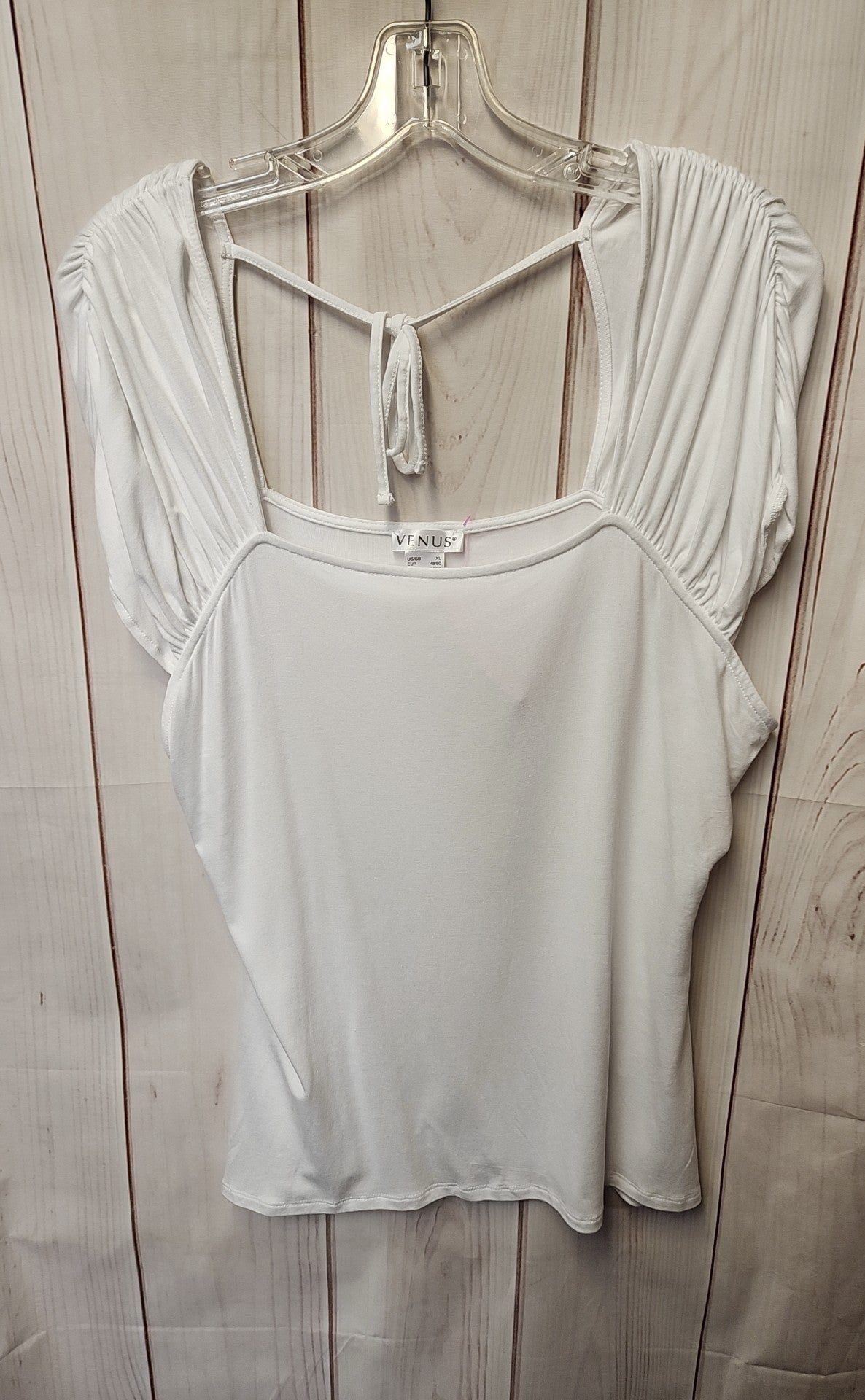 Venus Women's Size XL White Short Sleeve Top