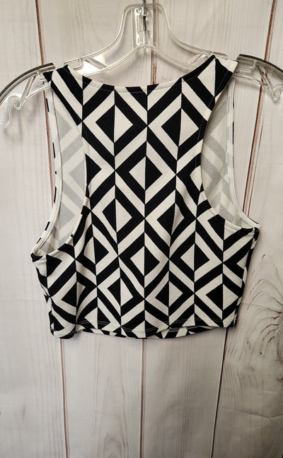Everly Women's Size S White & Black Sleeveless Top
