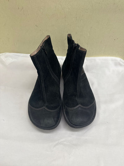 Naot Women's Size 37 = 6-1/2 Black Boots Shoes