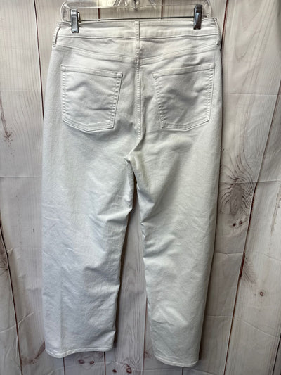 Old Navy Women's Size 30 (9-10) White Jeans High rise Wow Wide Leg