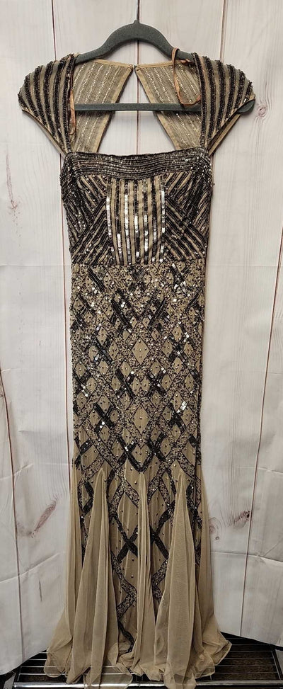 Adrianna Papell Women's Size 2 Petite Beige Beaded Dress