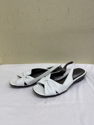 Lifestride Women's Size 9-1/2 White Sandals