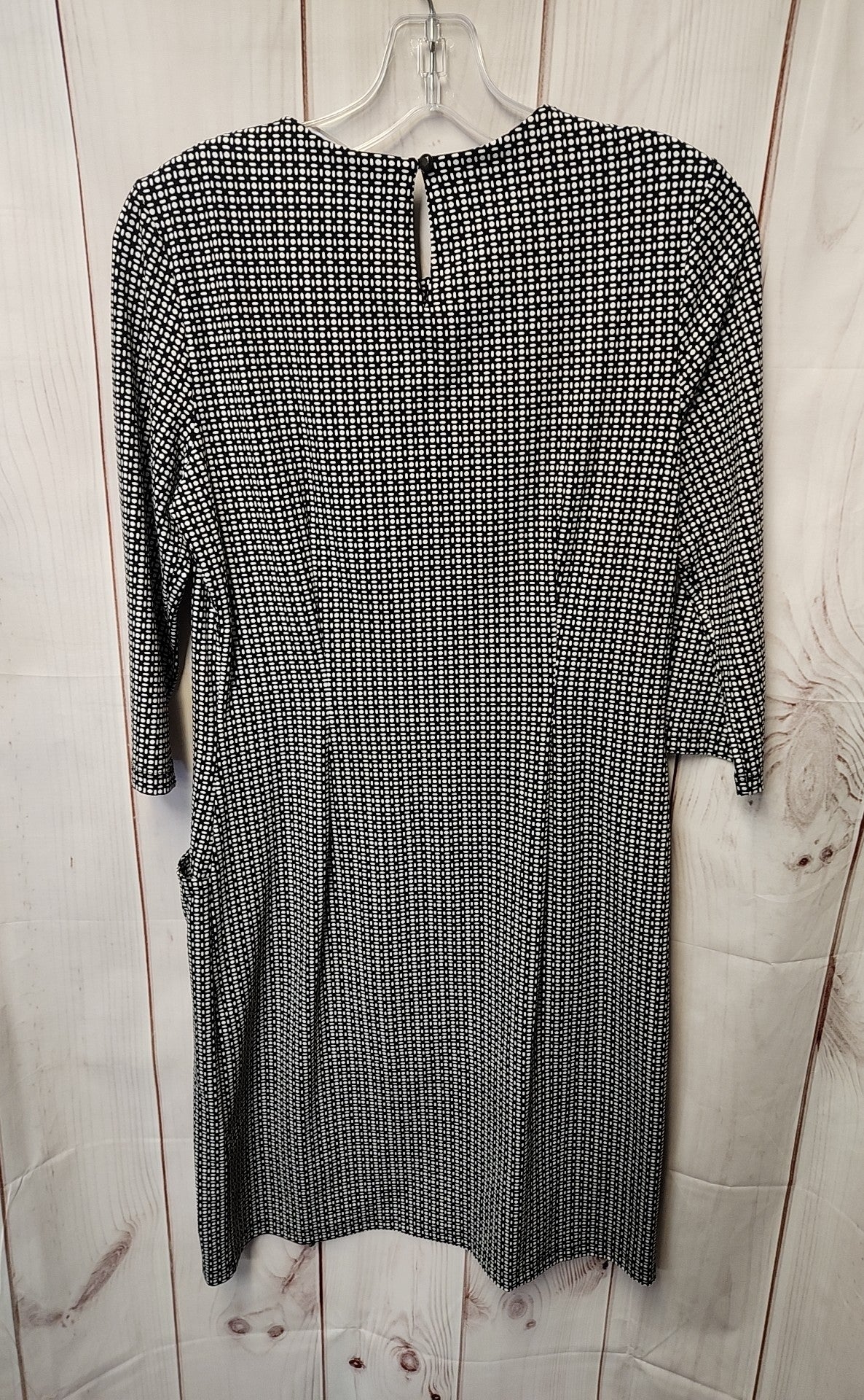 J McLaughlin Women's Size M Black Dress