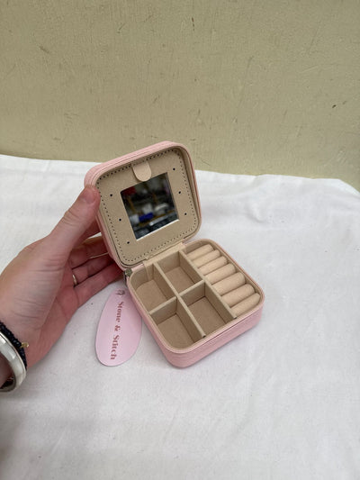 NWT Stone & Stitch Pink Travel Jewelry Box