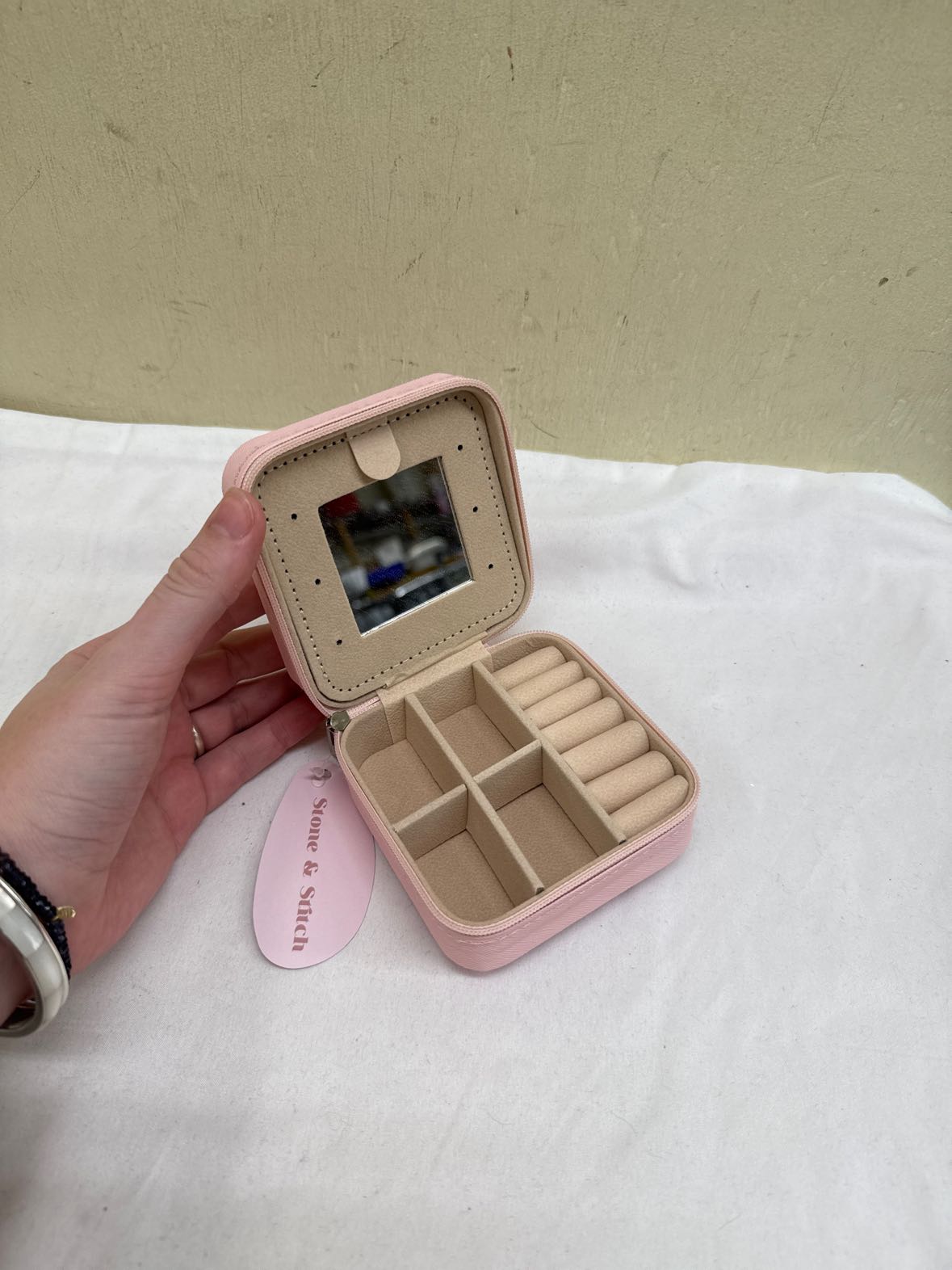 NWT Stone & Stitch Pink Travel Jewelry Box