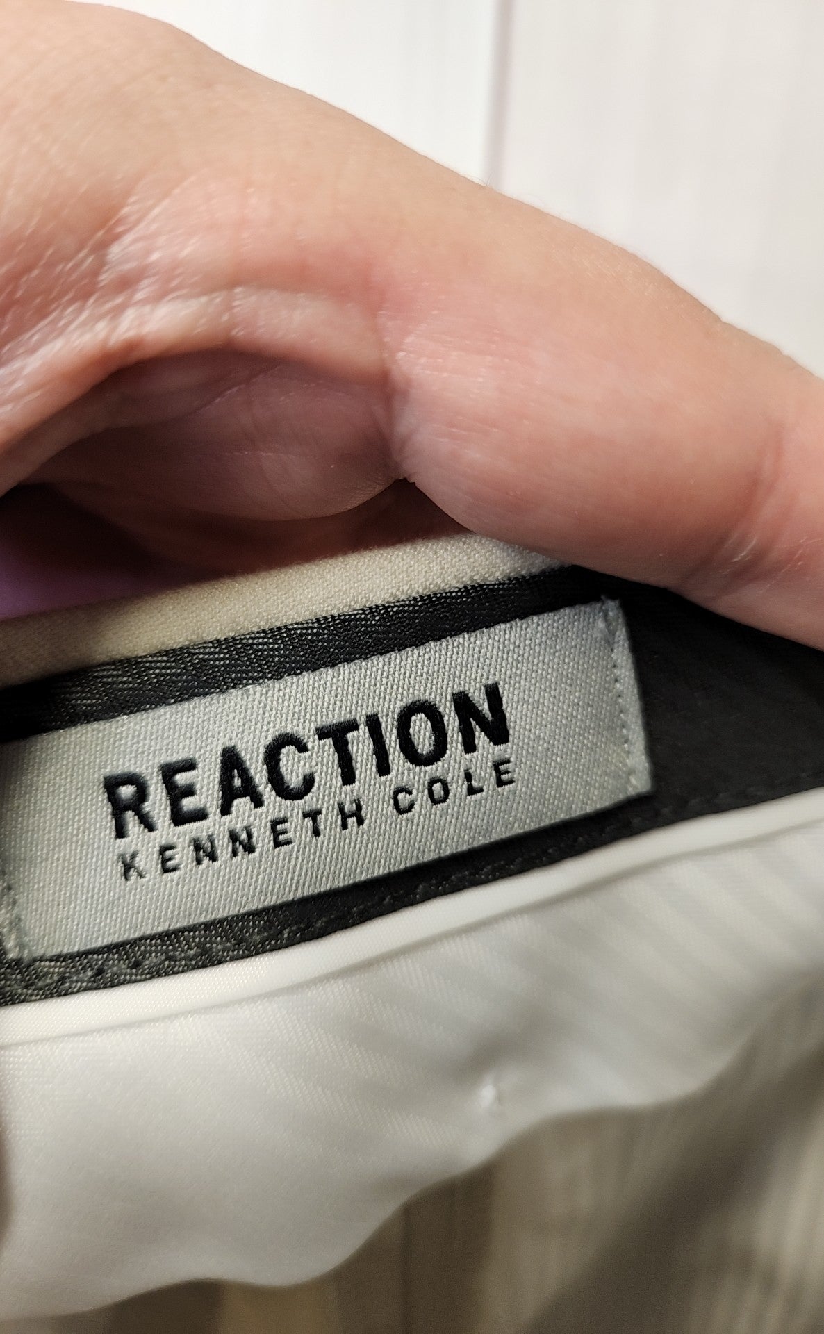 NWT Reaction Kenneth Cole Men's Size 30x32 Beige Pants