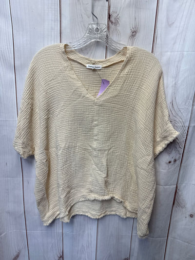 Newbury Kustom Women's Size S Cream Short Sleeve Top