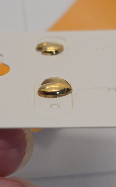 14K Yellow Gold  Heart Shape Stud Earrings .27 grams