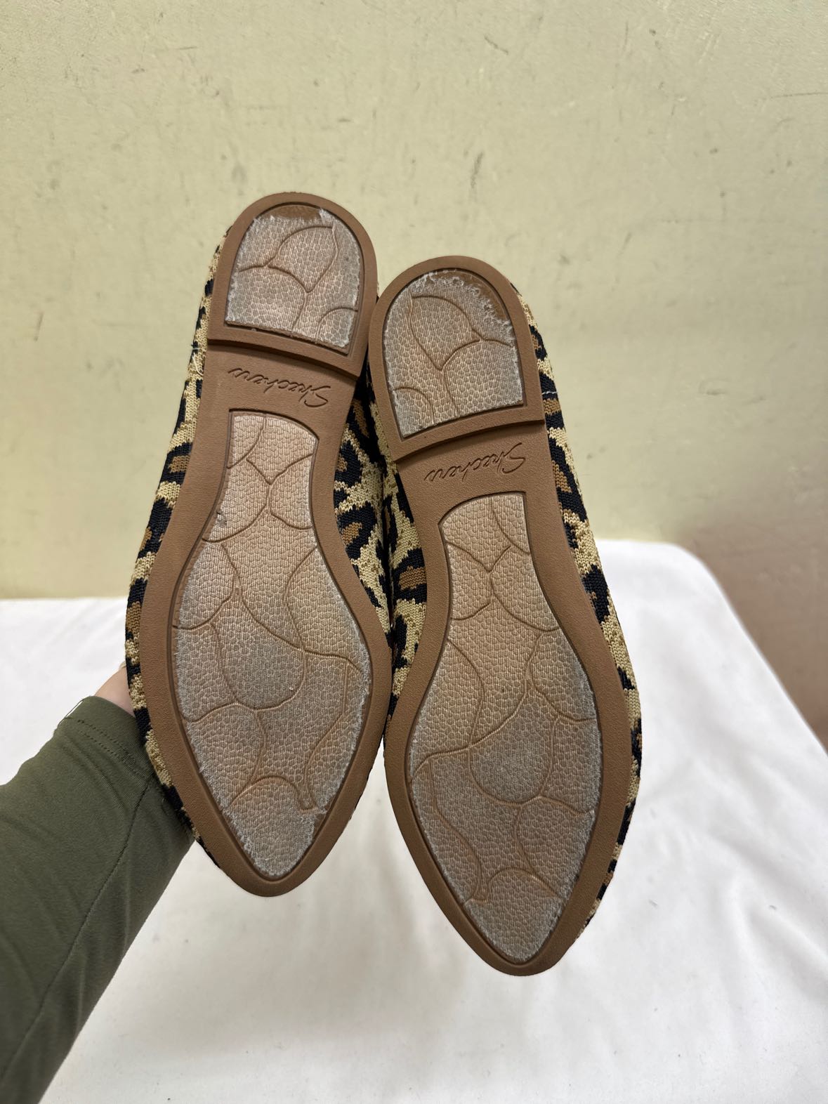 Skechers Women's Size 7-1/2 leopard print Flats Shoes