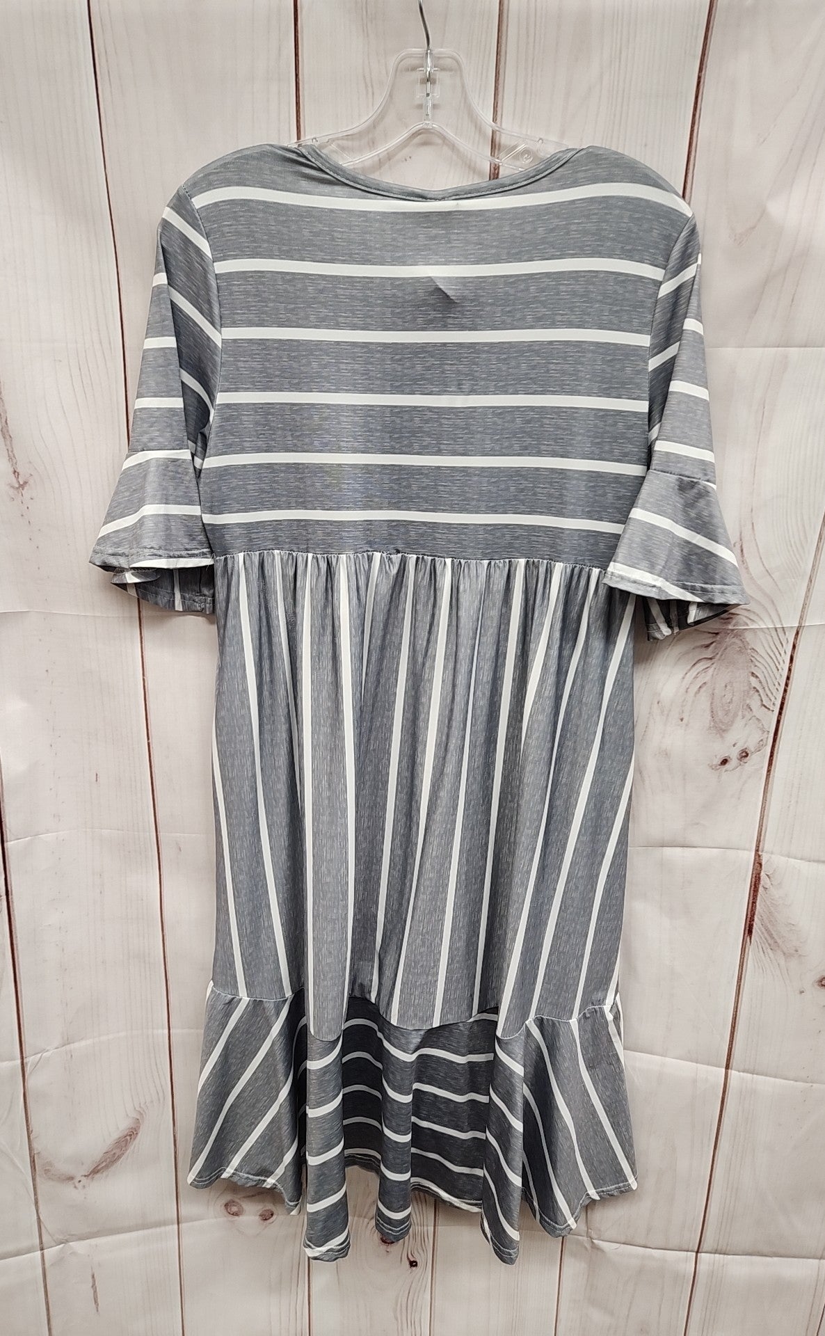 Ealey Fushi Women's Size S Gray Dress